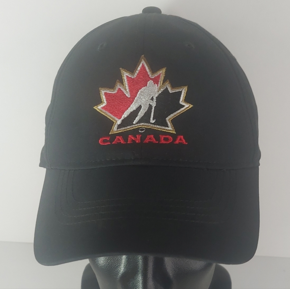 Nike Black Ballcap With Red & White Logo For Team Canada Hat Dri-Fit Adjustable.